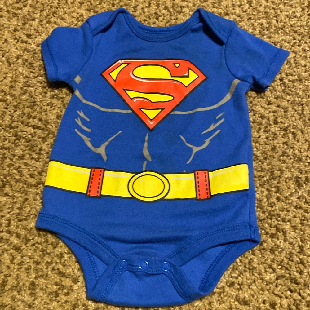 Justice League Superman onesie, size 3-6 m